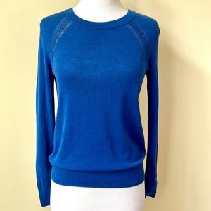 Banana Republic Blue Lightweight Soft Comfy Sweater